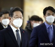 이재명 "日 후쿠시마 오염수 방류, 부도덕..근본 대책 강구해야"