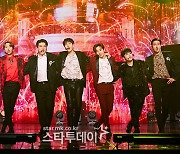 [포토]슈퍼주니어, 뮤지컬 같은 무대