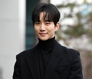 [TEN피플]'옷소매' 이준호, 곤룡포 '우리집' 공약 초읽기..속적삼 노엘은 '글쎄'