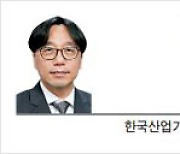 [세상속으로] 검은 호랑이 등에 '디지털 전환' 날개를 달다