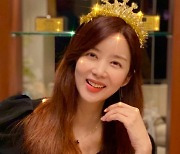 '한재석♥' 박솔미, 45세 생일에 여왕 포스..송혜교도 축하 "러뷰"