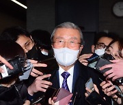 김종인 빼고 윤석열이 직접 '그립'..정권교체 막판 승부수 던졌다