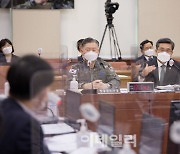 [포토]질의에 답하는 서욱 국방부 장관