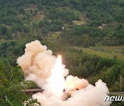 軍 "북한, 동해상으로 미상발사체 발사".. 탄도미사일 쏜 듯(2보)