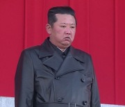 김정은, 중국 올림픽 앞두고 정초부터 미사일..국방력 강화 의지