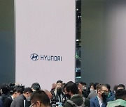 [CES2022]'차 없는 현대차 CES 전시장'..미래 모빌리티로 가득 채워