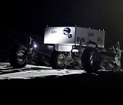 닛산, 작사와 협업해 'e-4ORCE AWD' 탑재한 월면차 프로토타입 공개