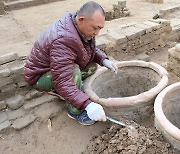 [핵잼 사이언스] 약 400년 전 '중국 포도주' 만들던 양조장 유적지 발굴