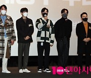 [TEN 포토] 영화 '경관의 피' 주역들 새해  첫 무대인사