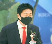 카카오페이 경영진, 900억 대 '먹튀' 논란.."류영준 사퇴해야"