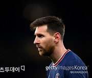 메시·레반도프스키·살라, FIFA 올해의 선수 최종 후보에 올라