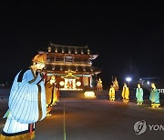 이런 공원이라면 '밤드리 노니다가'..화려한 등 매력적인 익산 서동공원