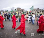 NETHERLANDS ENVIRONMENT PROTEST