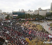 100만명도 모인 '민중총궐기' 다음주..이번에는 실내체육관에서?
