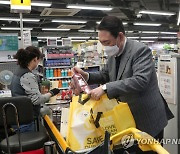박영선 "尹, 대기업 그늘" 이준석 "멸·콩 샀다고 억지 흉보기"