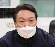 윤석열, 내일 신년회견서 비전 제시..'이대남' 편향성 우려