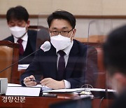 경찰, '특혜 조사·미공개 주식거래' 의혹 김진욱 공수처장 불송치