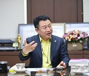 [2022 지자체] "구리시를 시민행복 특별시로"..'행복 전도사' 안승남 구리시장