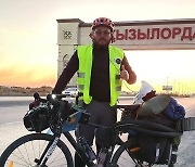 부산서 서울까지 자전거로 국토 순례 나서는 카자흐스탄인