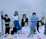 트와이스, 10년 결산 女가수 최다 앨범 판매..방탄소년단 누적 3천만장 (가온)