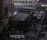 '광주 아파트 붕괴' 사고..추가 붕괴 가능성에 수색중단(종합)