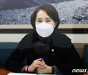 유은혜, 감염병 전문가들과 학교 '오미크론' 대응 논의