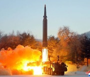 북한, 또 미사일 발사 한반도 정세 급속 냉각