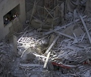 [영상] 광주서 아파트 신축공사 중 외벽 붕괴..1명 부상·6명 소재 파악 안돼