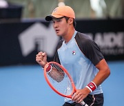 Kwon Soon-woo advances to round of 16 in Adelaide