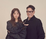 AI로 만든 가상인간 '래아킴' 뮤지션 데뷔