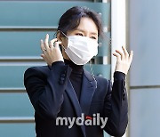 [MD포토] 김소진 '아쉬운 마스크 속 화사한 미소'