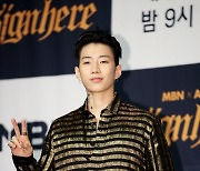 [공식] 박재범, AOMG 떠나 아이돌 제작?..카카오엔터 "파트너십 논의 중"