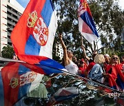 '조코비치 논란'에 성난 세르비아 테니스 팬 [DA포토]