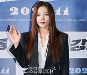 배우 이채영, 반려동물 상습 파양 의혹.."돌연 사진 삭제"
