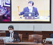 국무회의 참석한 이인영·서욱 장관