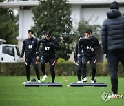 훈련하는 축구대표팀 이용 김태환