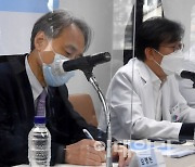 [포토]정기현 국립중앙의료원장, 오미크론에 대해 발언