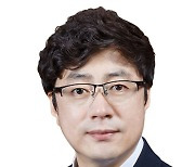 "인구 3만 붕괴위기..특단대책 필요"..김성찬씨 함평군수 출마선언