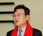 정상철 전 충남대 총장 "대전주식회사 CEO되겠다"..시장 출마