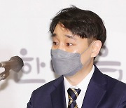 한국이미지상 참석한 강동한 넷플릭스 VP