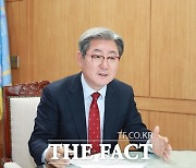오태완 의령군수, 선거법 벗어나니 '여기자 성추행 혐의'로 또 기소