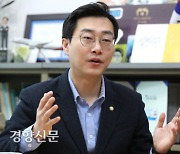 민주당 혁신위, '3선 초과 금지' 이어 '불체포·면책특권 제한' 발표..당내서는 이견도