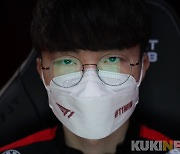 '단단한 하체' T1, 광동 완파 첫 승 신고! [LCK]