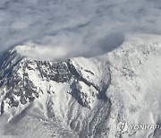 한라산 탐방 타인 QR코드 이용자 1년 입산 금지..효과는 '글쎄'