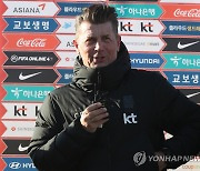 콜린 벨 한국 여자 축구대표팀 감독