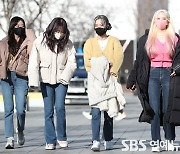 [E포토] 우주소녀 쪼꼬미, '지구로 출근하는 소녀들'