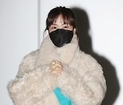 [포토]강예원, '너무 추워요'