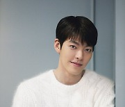 Actor Kim Woo-bin donates 100 million won to Asan Medical Center