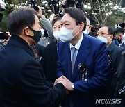 'YS 차남' 김현철 교수, 윤석열 특별고문 합류