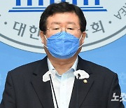설훈 "송영길 사과하라"..文정부 탄압 발언 '여진'